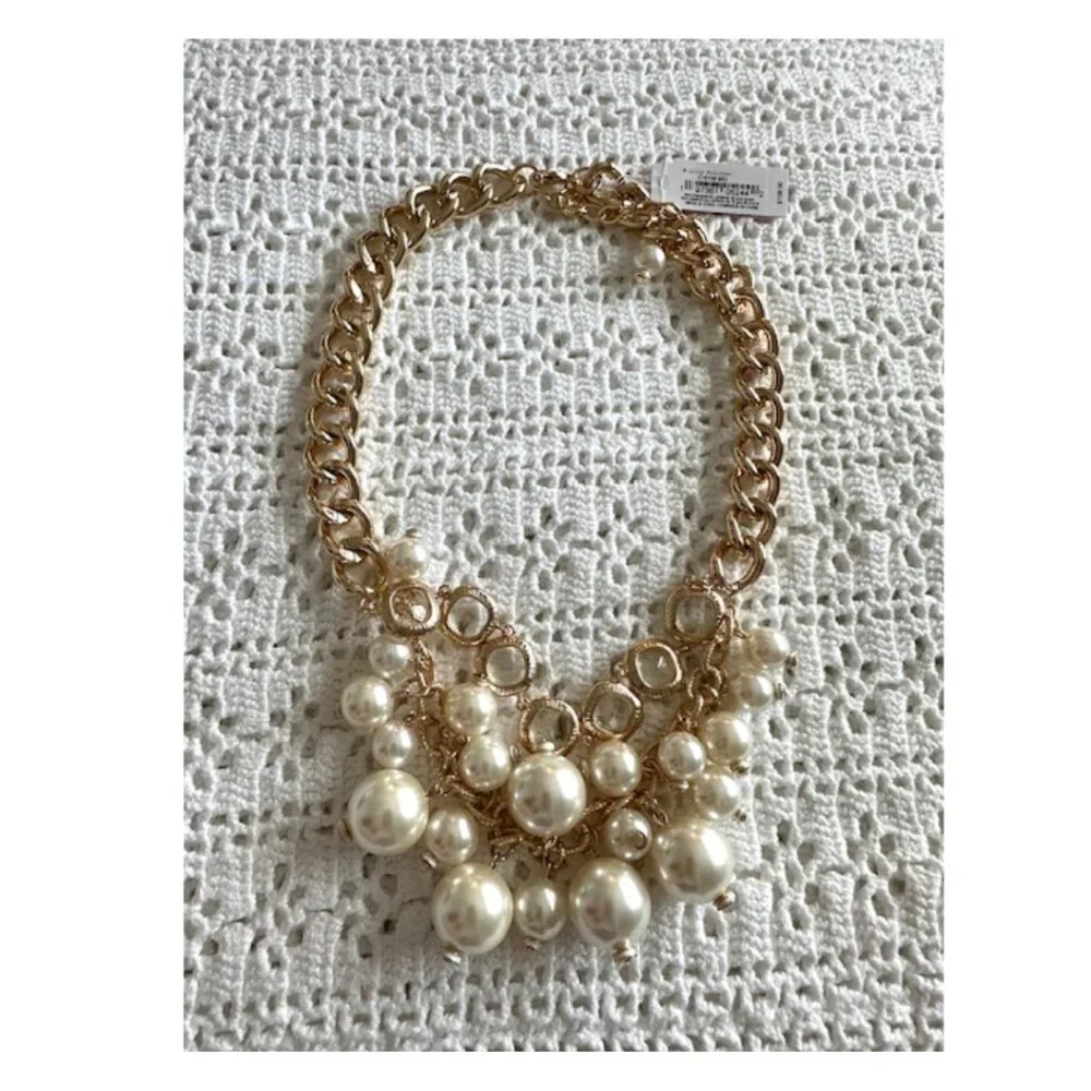 NWT Lilly Pulitzer Pink Palms Necklace Gold